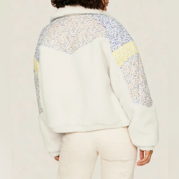 BlankNYC women’s flower patch Sherpa fleece jacket x-small new with tags - Picture 8 of 13